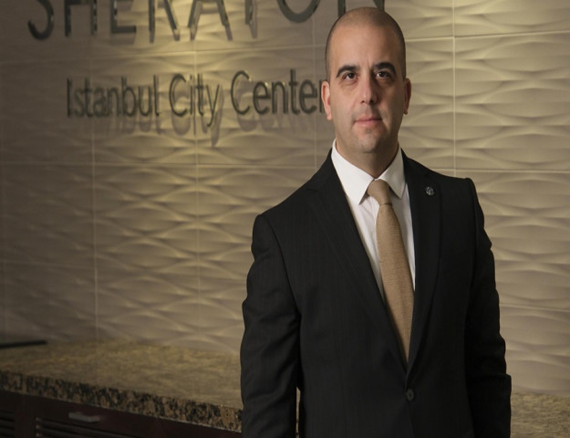 SHERATON ISTANBUL CİTY CENTER’IN YENİ GENEL MÜDÜRÜ ONUR HAKYEMEZ OLDU